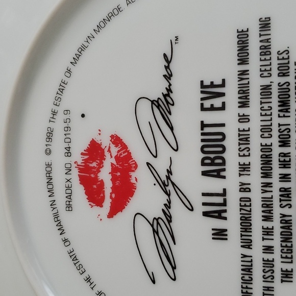 Marilyn Monroe "All About Eve" by Chris Notarile Delphi 8.5" Collector Plate.  - Picture 5 of 6